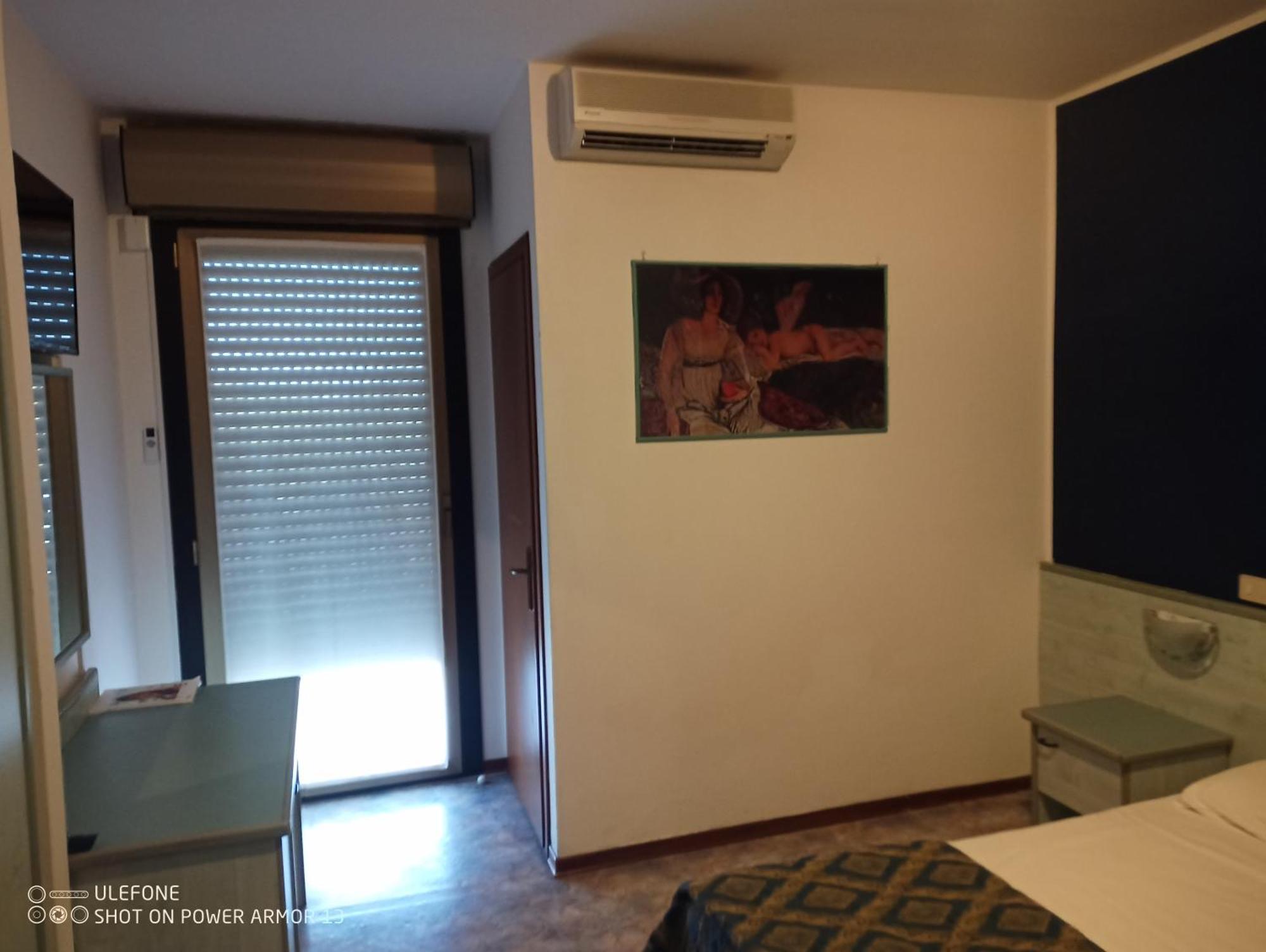 Hotel Firenze Bibione Eksteriør bilde