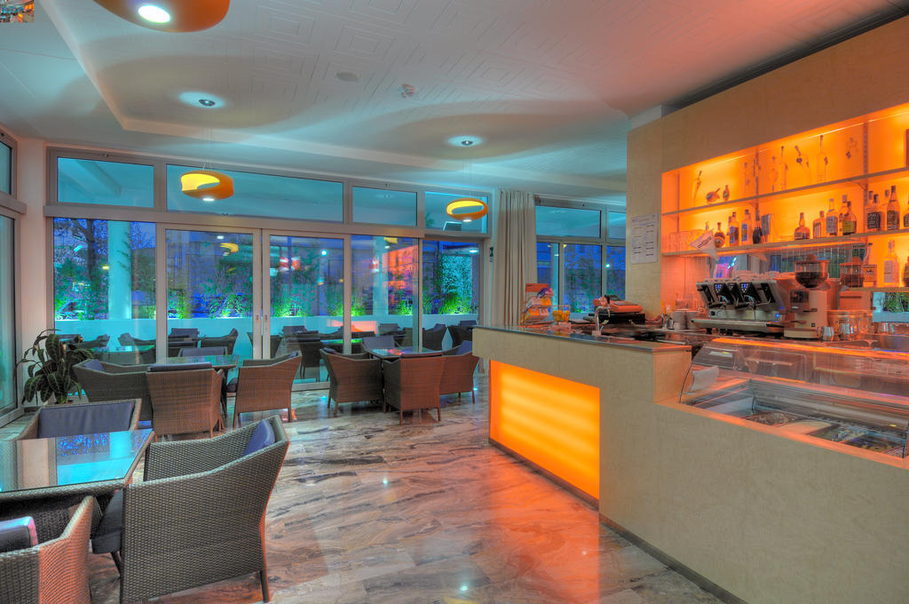 Hotel Firenze Bibione Eksteriør bilde